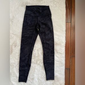 Lululemon leggings black camo